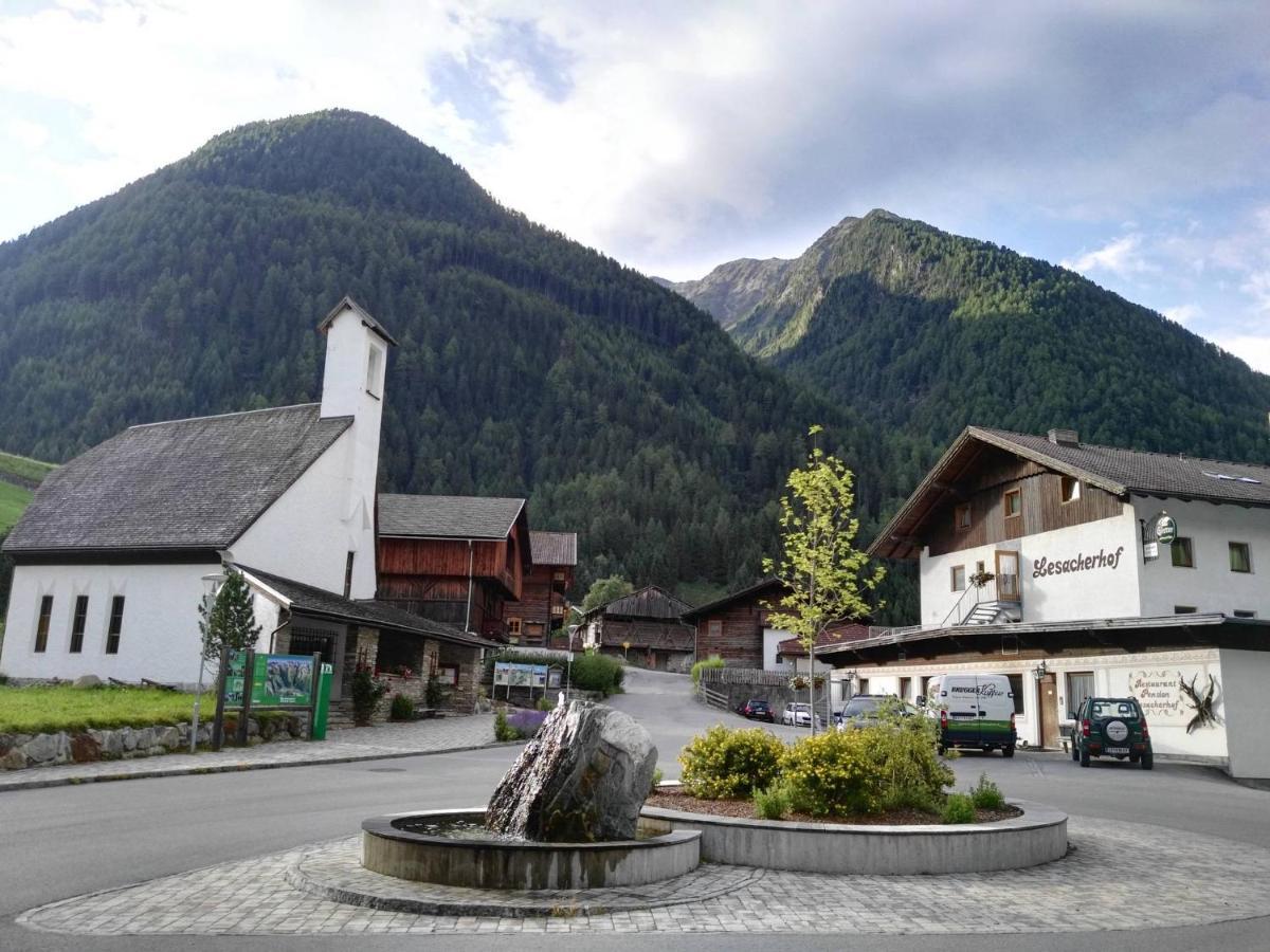 Lesacherhof Kals am Grossglockner Exterior photo